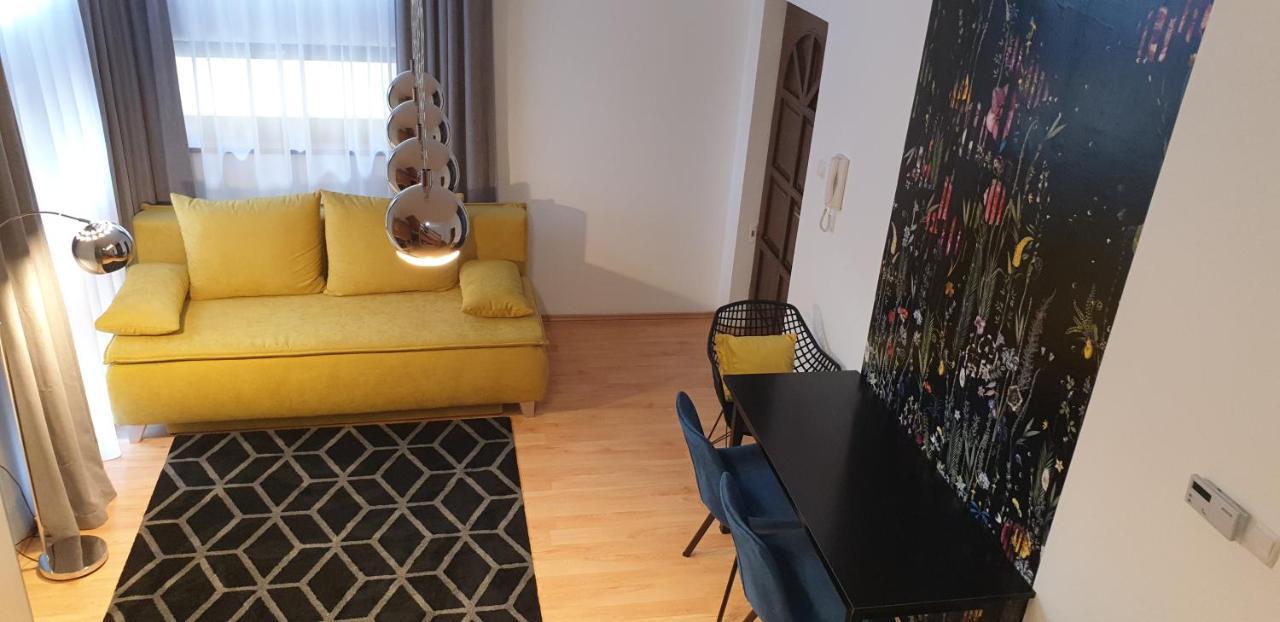 Grand Paradise Apartman Miskolc Luaran gambar