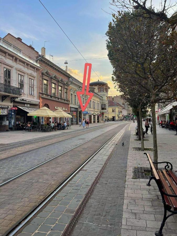 Grand Paradise Apartman Miskolc Luaran gambar